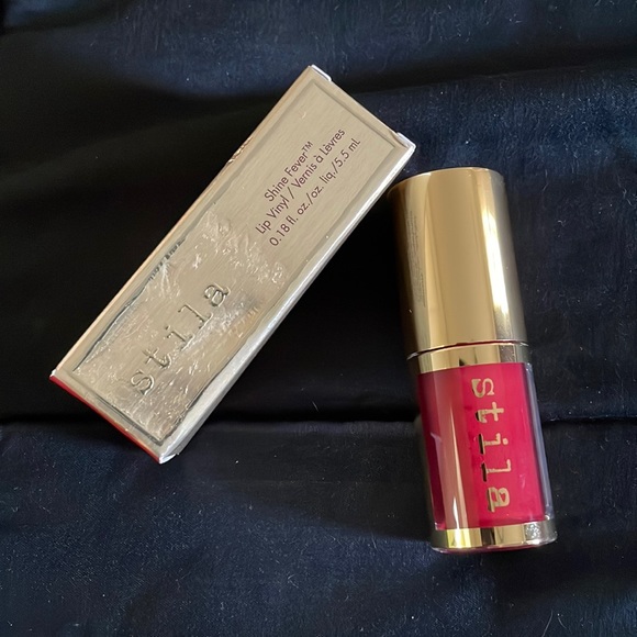 Stila Shine Fever Lip Vinyl - Gwanghwamun Red - Picture 1 of 6